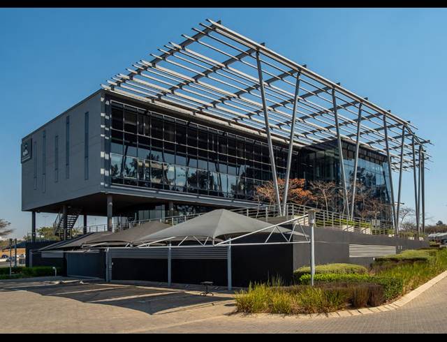 781M² OFFICE TO LET IN WOODMEAD